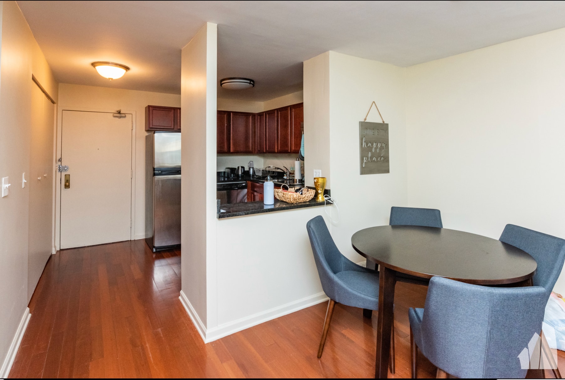 Building Photo - 222 E Pearson St