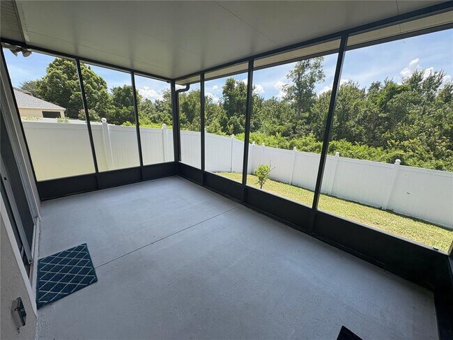 Building Photo - 2409 Martins Run