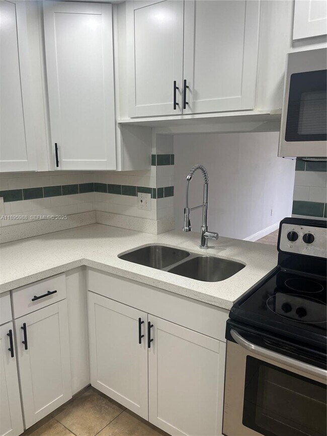 Building Photo - 2800 NW 56th Ave