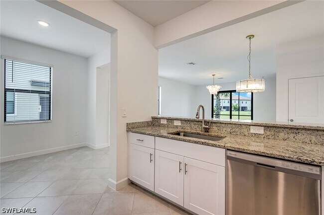 Building Photo - 14159 Gardeners Wy