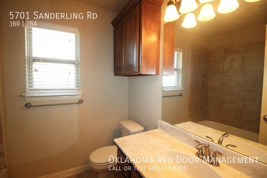 Building Photo - 5701 Sanderling Rd