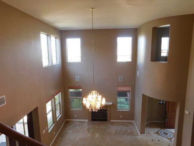 Building Photo - San Marcos 5Br Executive House Avail $6690 TEXT 858-774-1574