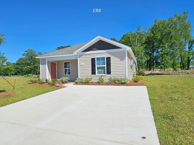 Building Photo - Pet Friendly - Move In Ready