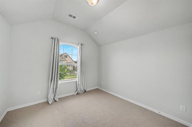 Building Photo - 2016 Binns Dr