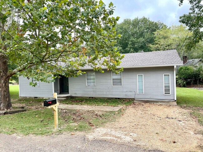 Primary Photo - 3/2 For Rent in Brandon 042!
