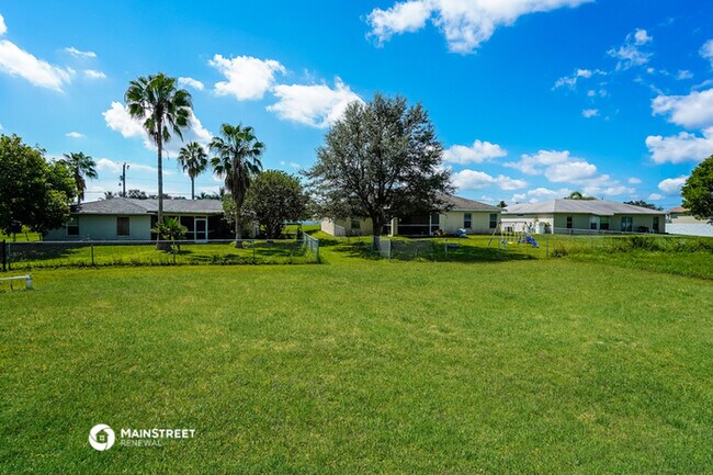 Building Photo - 2050 NW 7th Terrace