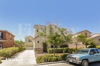 Building Photo - 10497 Foggy Glen Ave