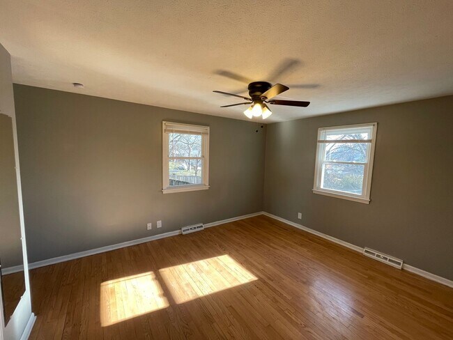 Building Photo - What a Beautiful home at 2500sq ft!  A cha...