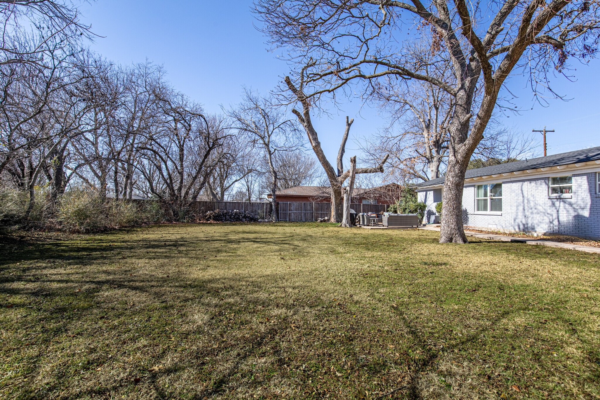 Backyard - 510 W Oak St