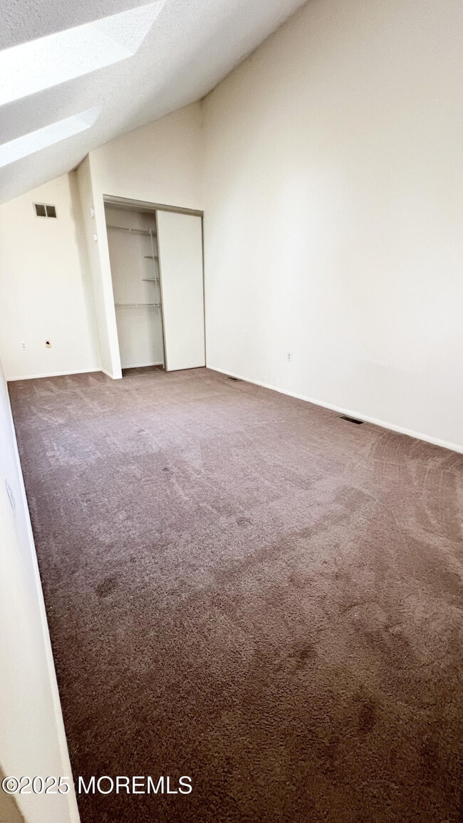 Building Photo - 1509 Dahlia Ct