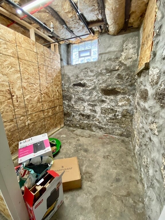 Building Photo - 405 S Huntington Ave