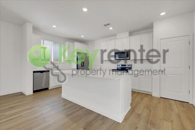 Building Photo - 8112 Monkeyflower Wy