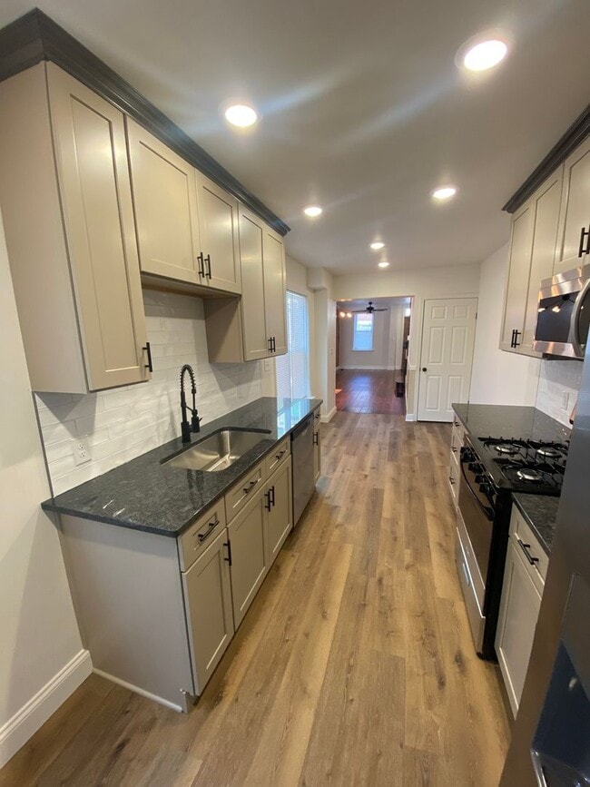 Primary Photo - Beautiful 3-Bedroom Home!