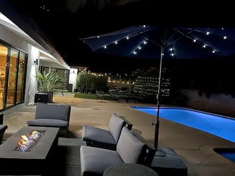 Building Photo - 1907 Maginn Dr