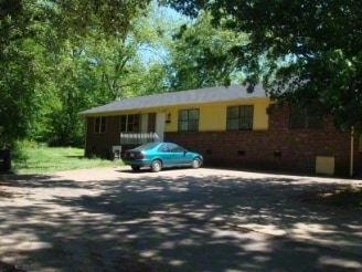 Primary Photo - 309 Willow Run