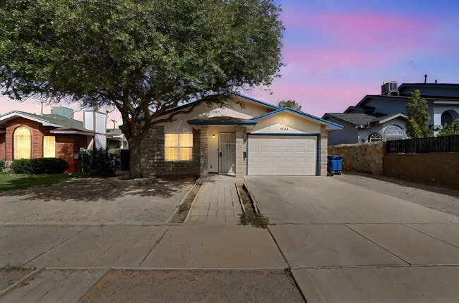 Building Photo - 1724 Gambel Quail Dr