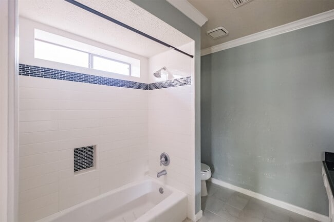 Building Photo - 12214 Cypresswood Dr