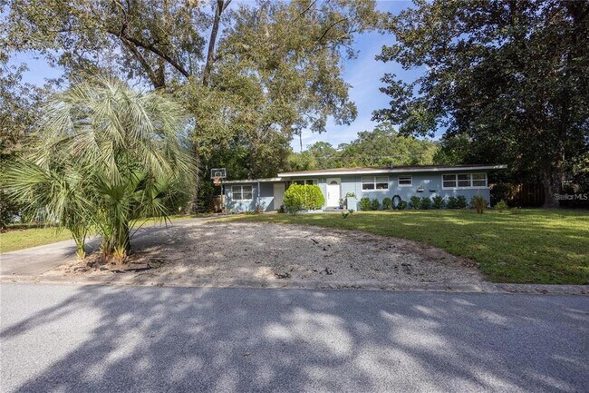 Building Photo - 601 NW 34th Ter