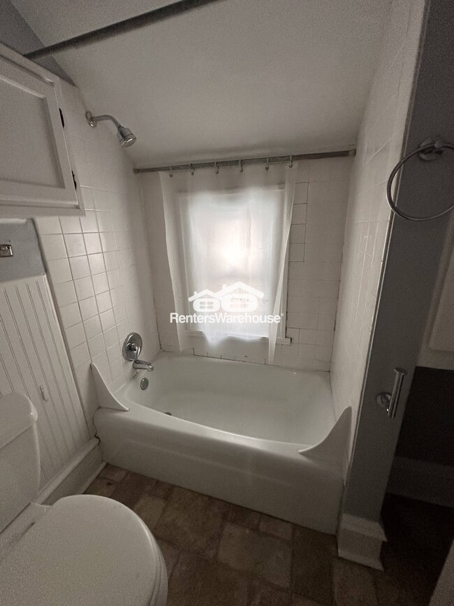 Building Photo - 3501 22nd Ave S