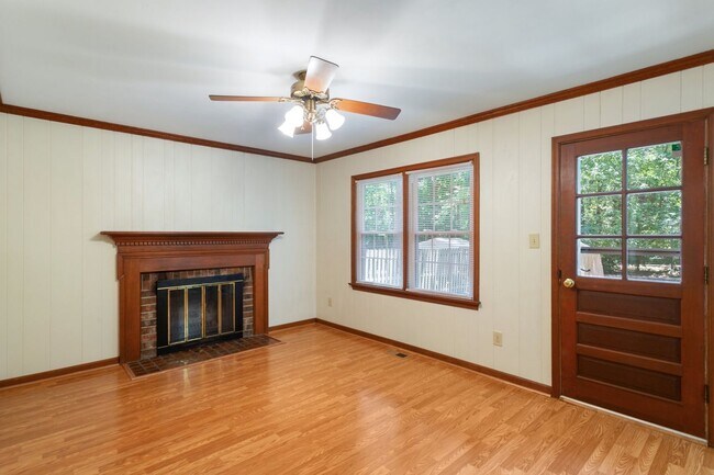 Building Photo - Poquoson