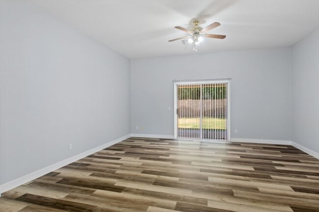 Building Photo - $2,500 Lovely Gilbert Rental Home With 2.5 Garage-3 bedrooms-2 Baths!