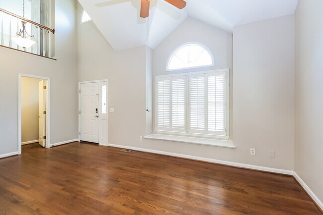 Building Photo - 4801 Bay Pines Ct