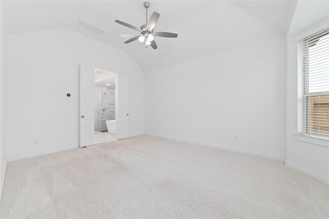Building Photo - 925 Crystal Bnd Ln