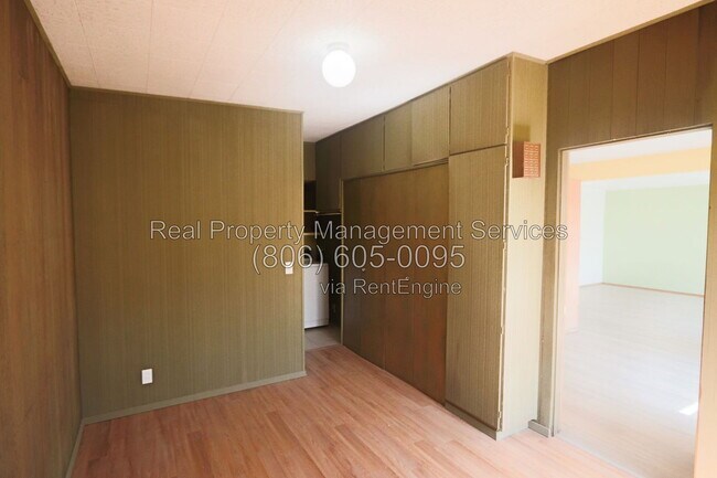 Building Photo - 2405 46th St