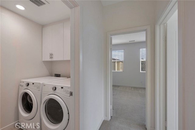 Building Photo - 18 Prominence