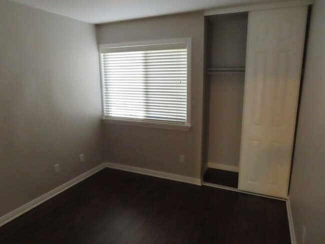 Building Photo - Nicely updated 4-bedroom house in Chula Vista