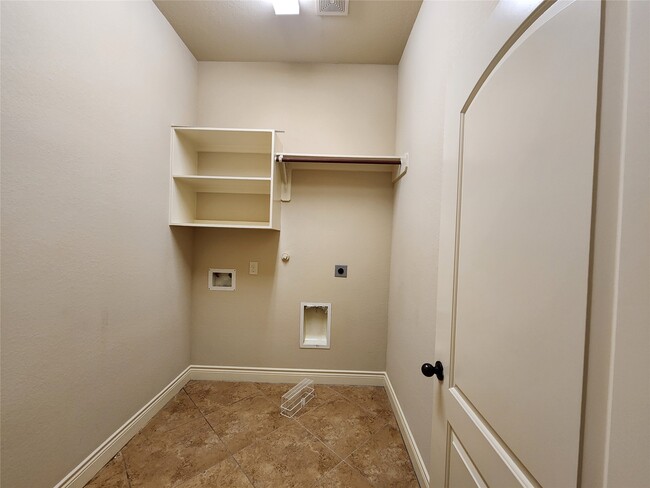 Building Photo - 27123 Bunker Bluff Ct