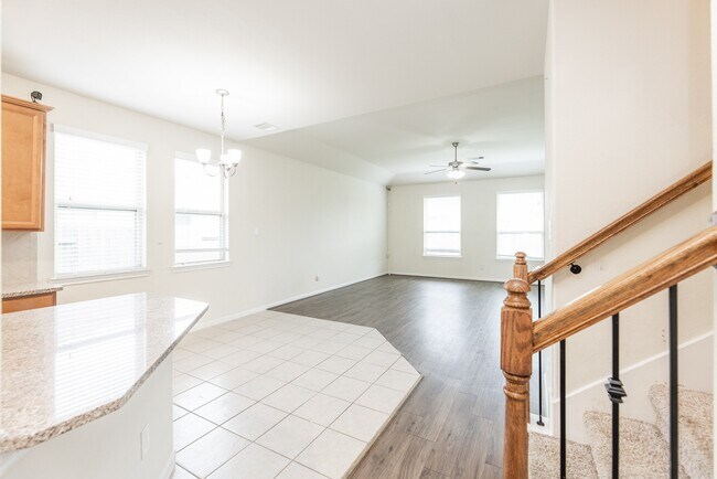 Building Photo - 17923 Alora Springs Trace