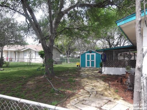 Building Photo - 209 Brenda Dr