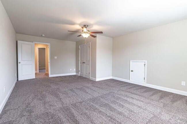 Building Photo - 151 Titleist Ct