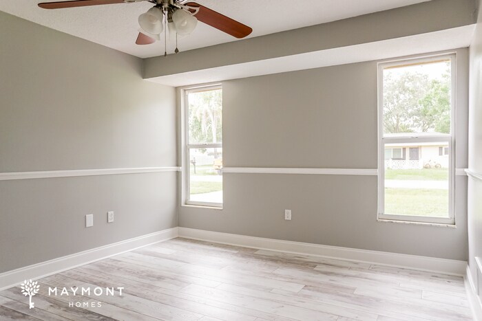 Building Photo - 3834 San Luis Dr