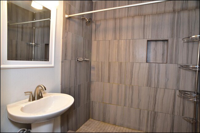 Building Photo - 3600 Volcanic Ave