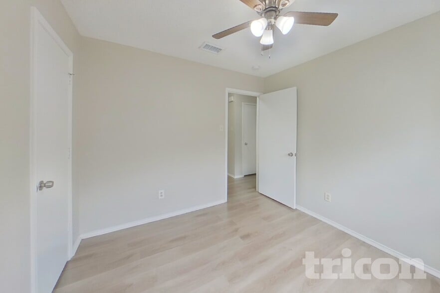 Building Photo - 2645 Danberry Ln