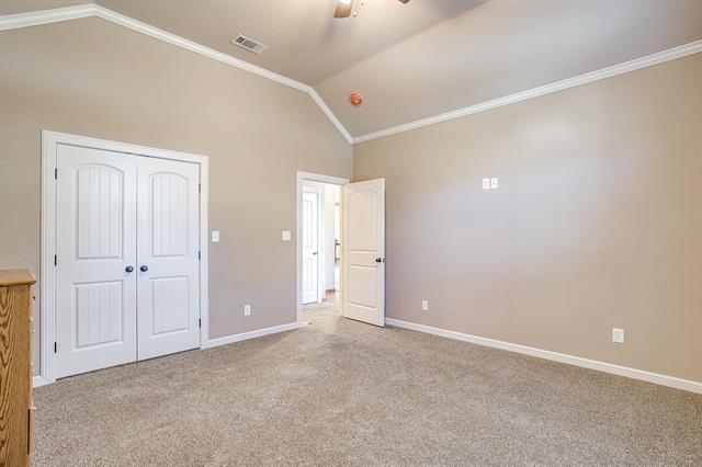 Building Photo - 129 Eagle Dr