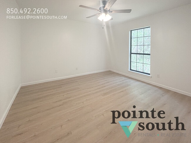 Building Photo - 10080 Bay Haven Dr