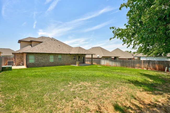 Building Photo - Beautiful Rental Home in Moore!