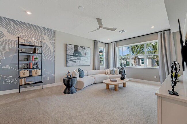 Building Photo - 923 SW Pr Ave