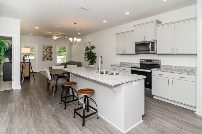 Building Photo - 1141 Walker Point Way