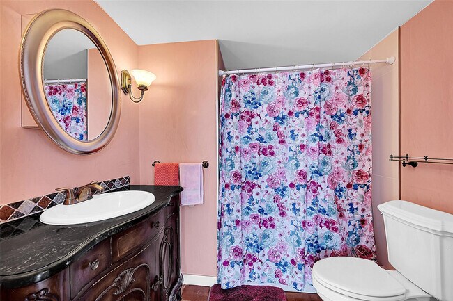 Building Photo - 2841 N Ocean Blvd