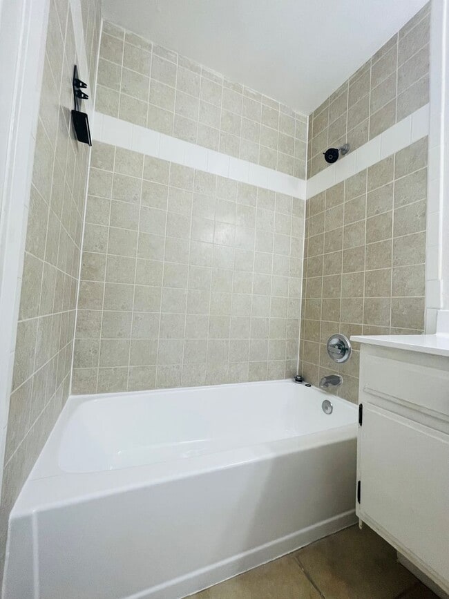 Building Photo - Todd Ranch Condo Welcome to the Todd Ranch Condo, 3-bedroom, 2-bathroom home located in the vibra...