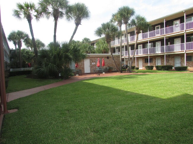 Building Photo - Bayfront Living Minutes from Downtown, NAS...