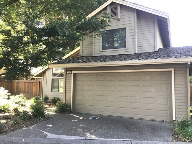 Building Photo - Gated community along American River Drive