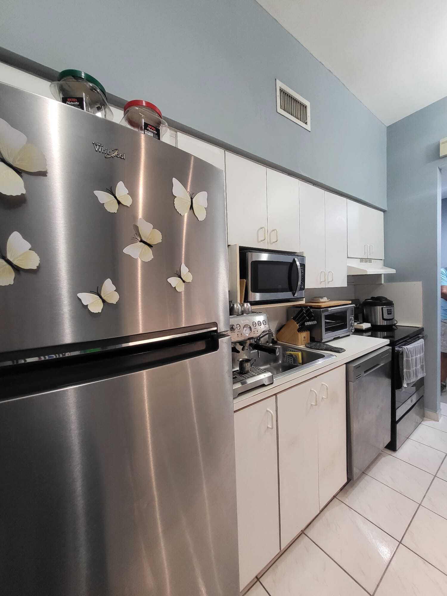 Building Photo - 7400 W 20th Ave