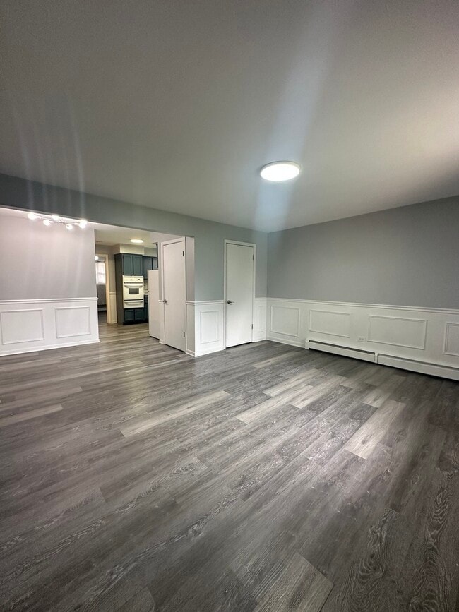 Building Photo - 17 N King Arthur Ct