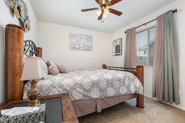 Building Photo - 1232 Morning Dove Dr