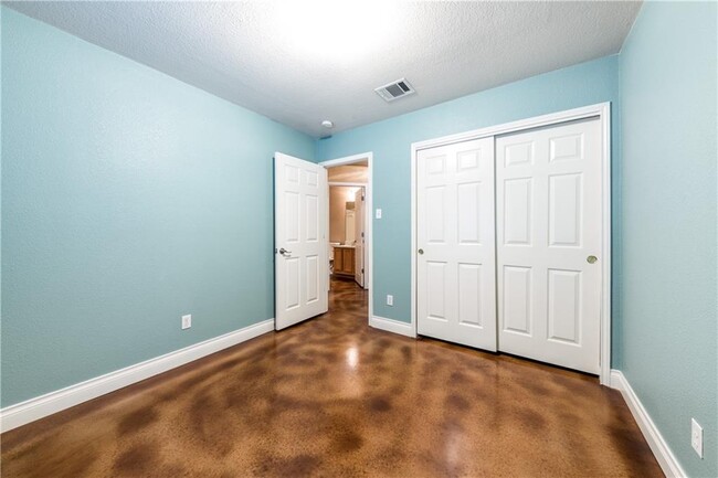Building Photo - 14508 Mowsbury Dr
